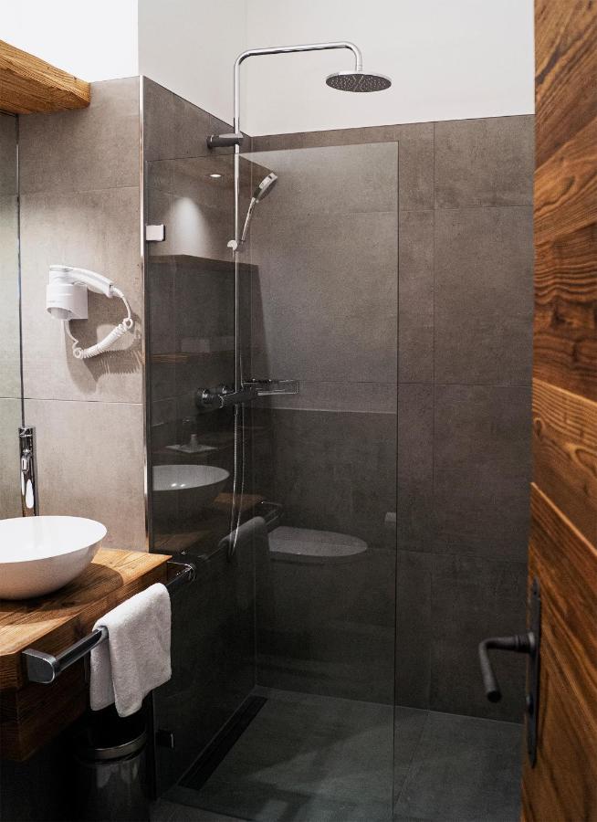 Hotel Almwirt Haar  Kültér fotó