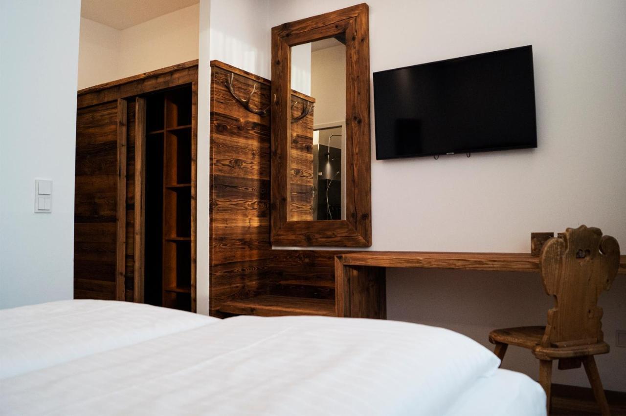 Hotel Almwirt Haar  Kültér fotó