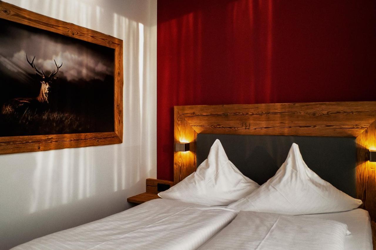 Hotel Almwirt Haar  Kültér fotó