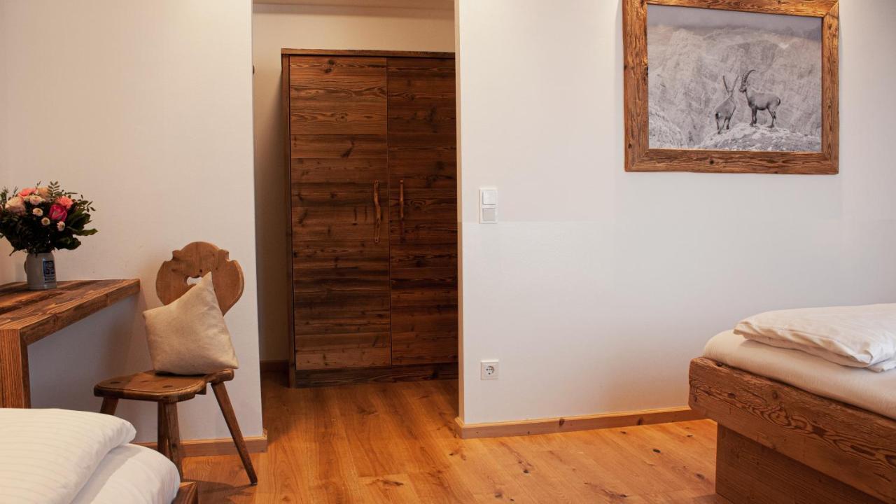 Hotel Almwirt Haar  Kültér fotó