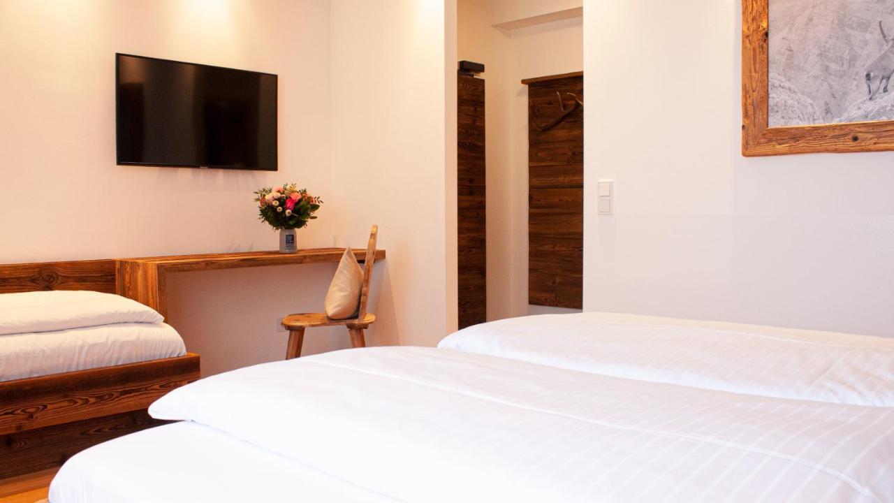 Hotel Almwirt Haar  Kültér fotó