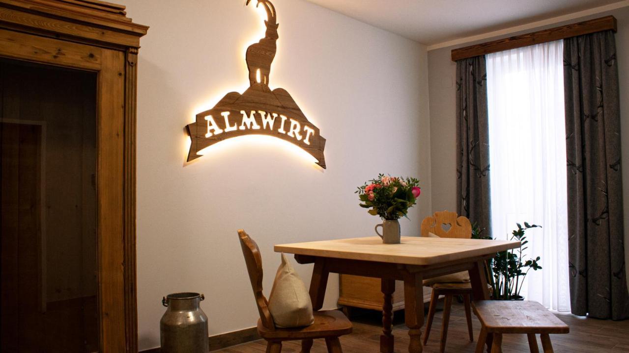 Hotel Almwirt Haar  Kültér fotó
